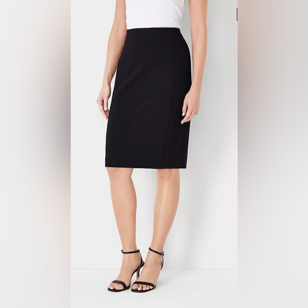 NWT Ann Taylor Black Pencil Skirt 8 Machine Wash Lined Zipper Classic Minimalist
